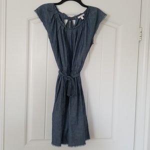 Lauren Conrad pleaded dress with key hole bow